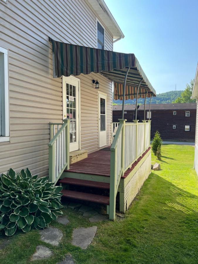 Stay In Ohiopyle In The Middle Of Town By The Gap Trail Zewnętrze zdjęcie